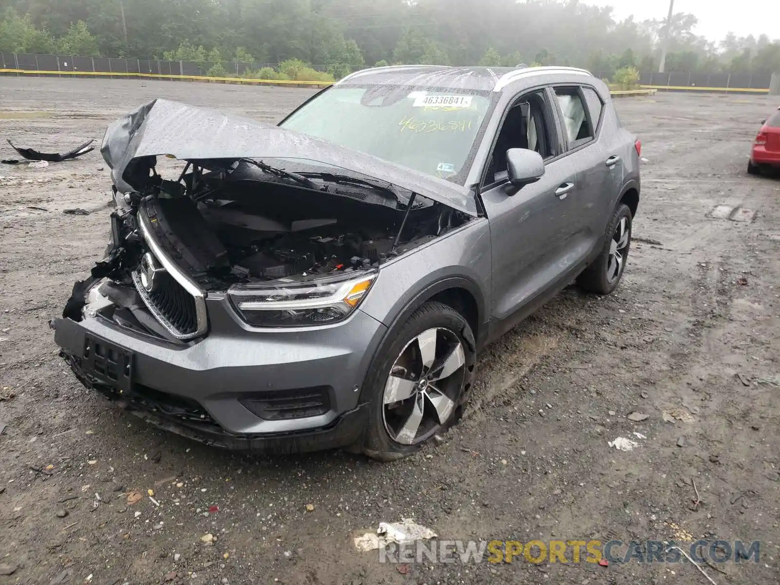 2 Photograph of a damaged car YV4162UK2K2130389 VOLVO XC40 2019