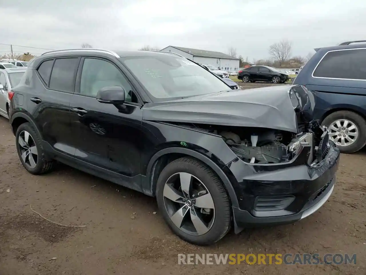 4 Photograph of a damaged car YV4162UK3K2103556 VOLVO XC40 2019