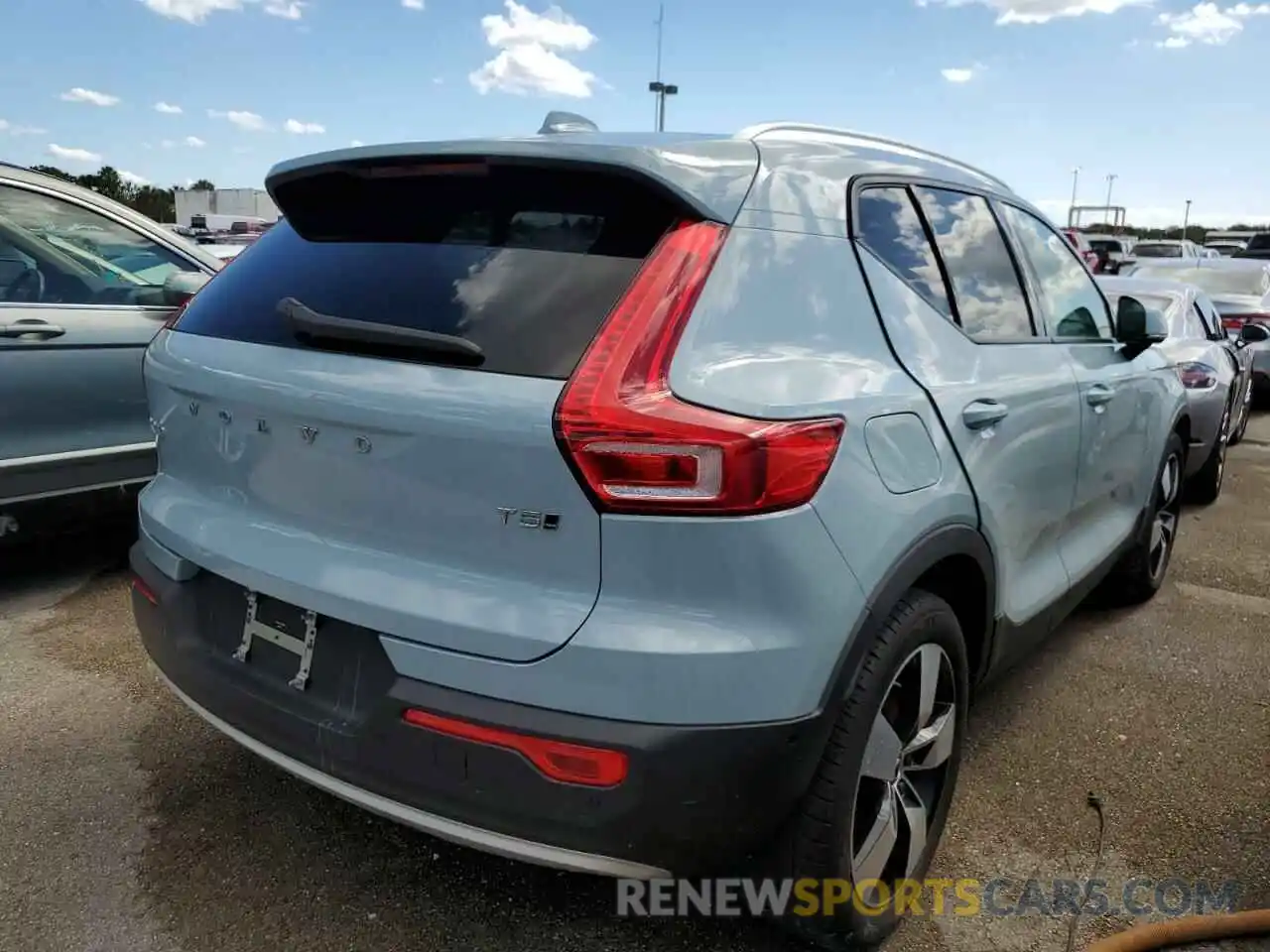 4 Photograph of a damaged car YV4162UK4K2052536 VOLVO XC40 2019