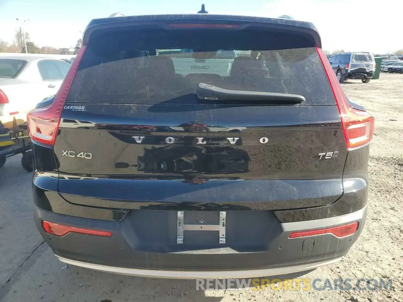 6 Photograph of a damaged car YV4162UK5K2147350 VOLVO XC40 2019