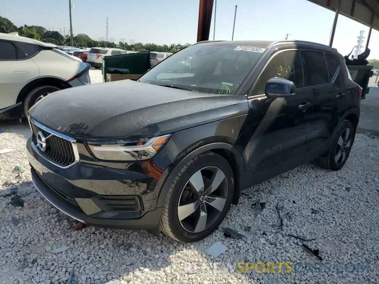 1 Photograph of a damaged car YV4162UK7K2107433 VOLVO XC40 2019