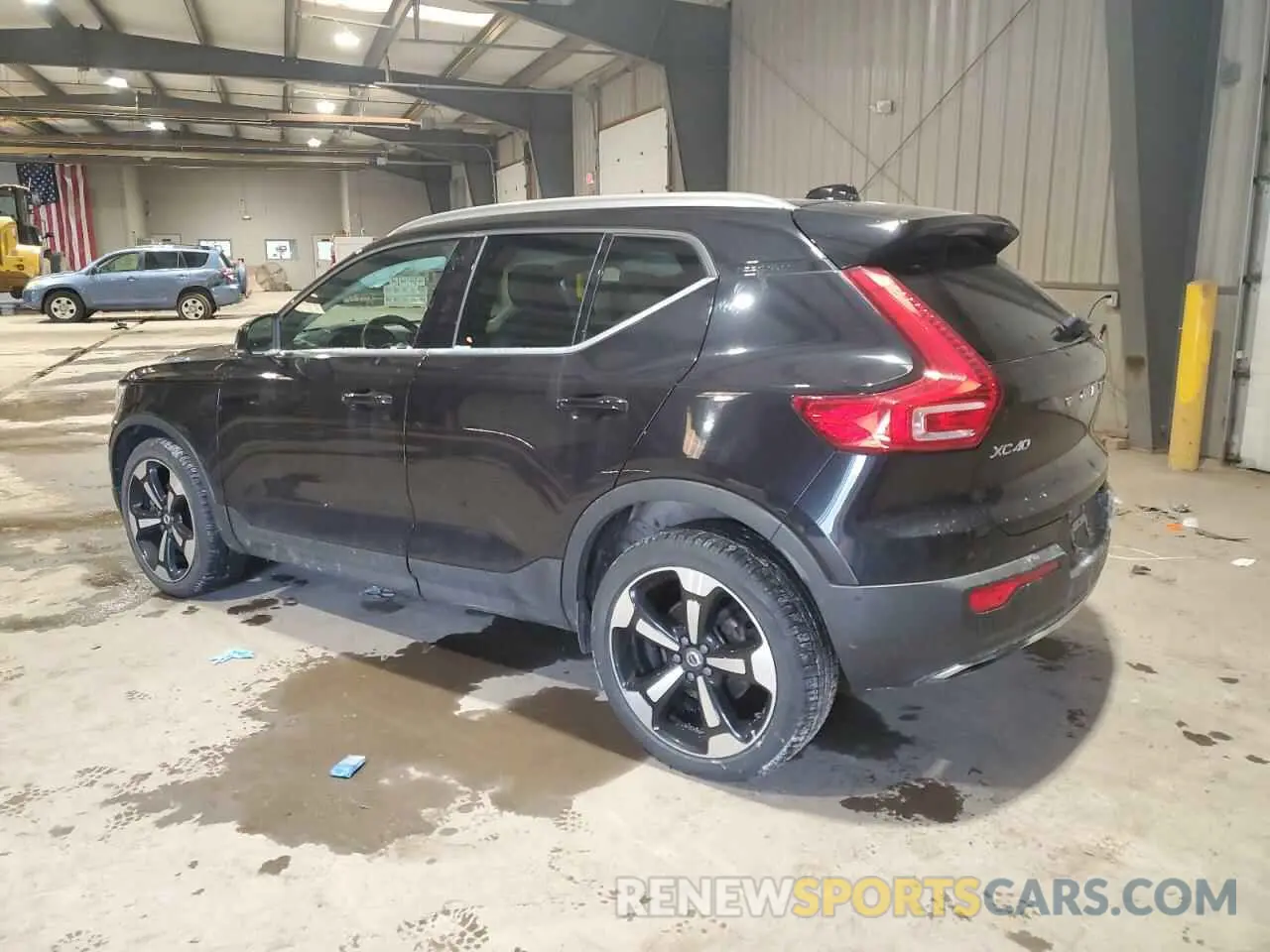 2 Photograph of a damaged car YV4162UL4K2110329 VOLVO XC40 2019