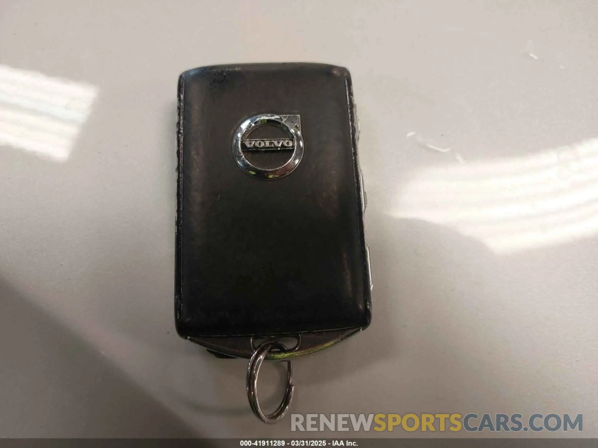 11 Photograph of a damaged car YV4162UL5K2046401 VOLVO XC40 2019