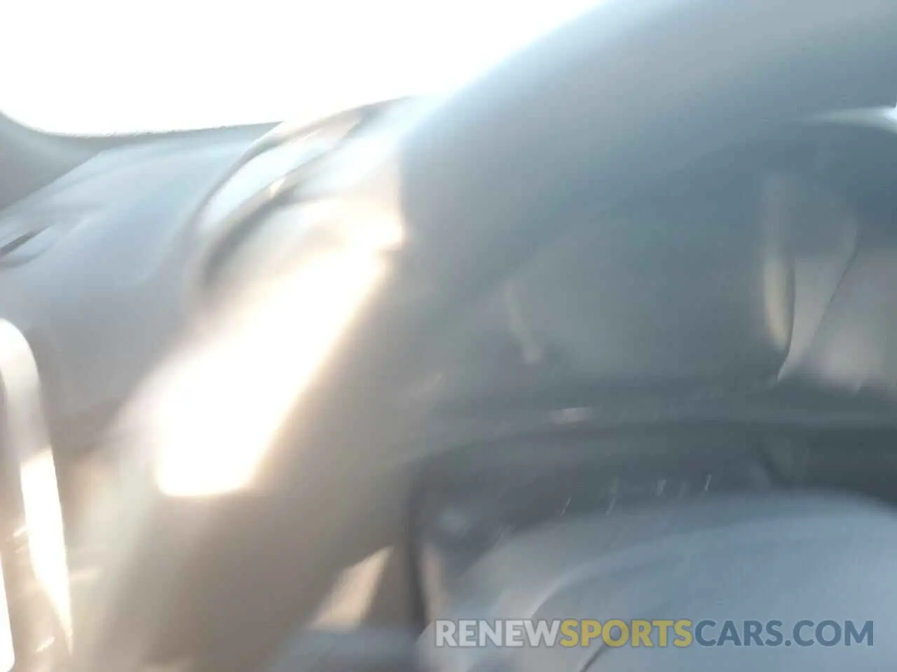 9 Photograph of a damaged car YV4162ULXK2087378 VOLVO XC40 2019