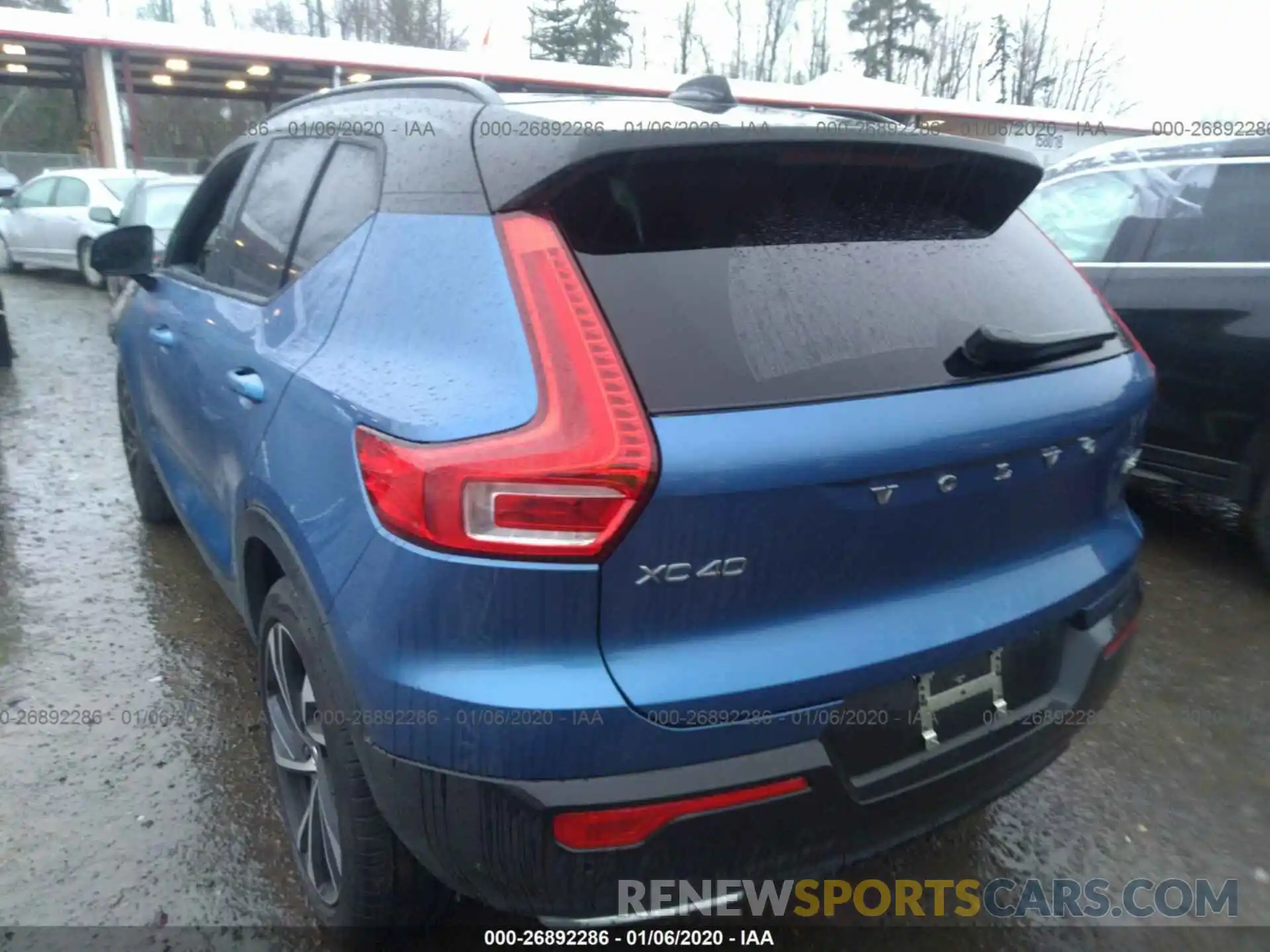 3 Photograph of a damaged car YV4162UM0K2094235 VOLVO XC40 2019