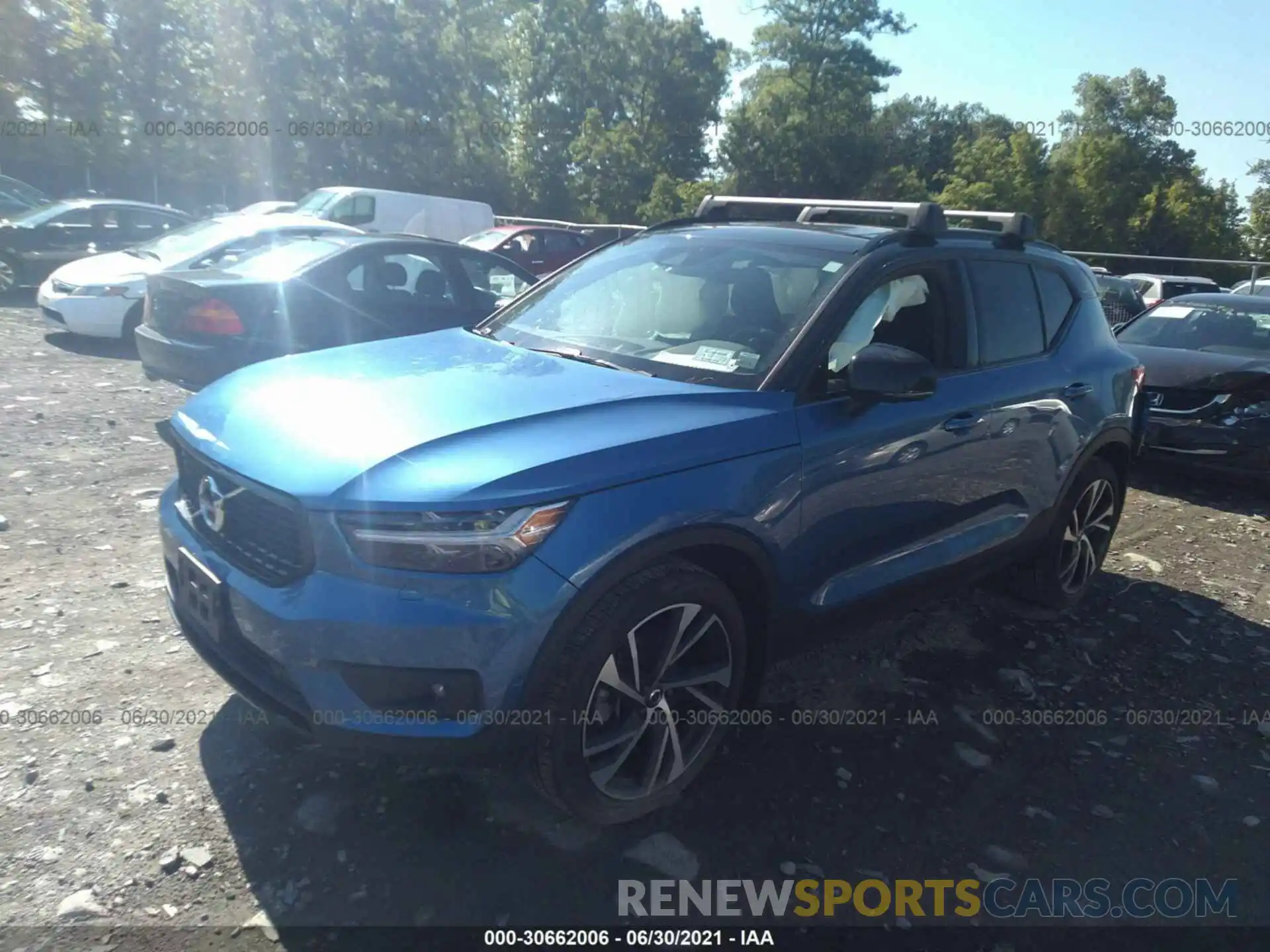 2 Photograph of a damaged car YV4162UM1K2150425 VOLVO XC40 2019