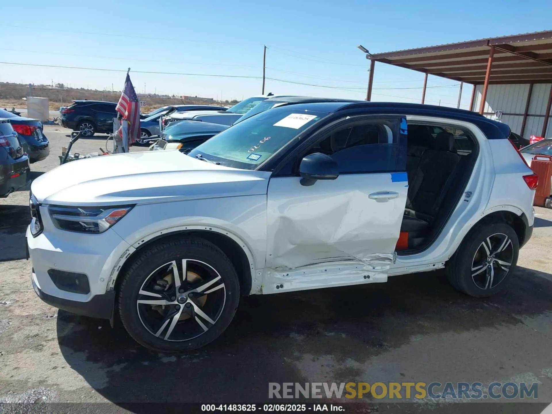 14 Photograph of a damaged car YV4162UM3K2067773 VOLVO XC40 2019