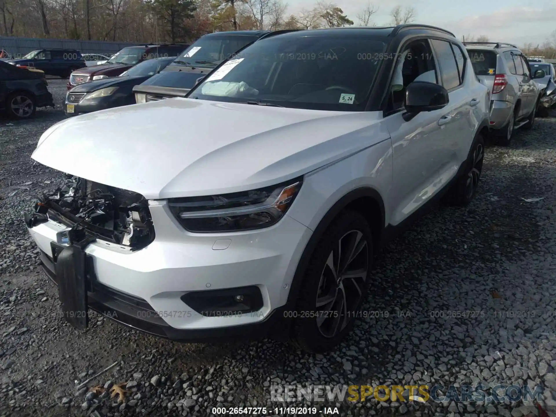 2 Photograph of a damaged car YV4162UM3K2155769 VOLVO XC40 2019