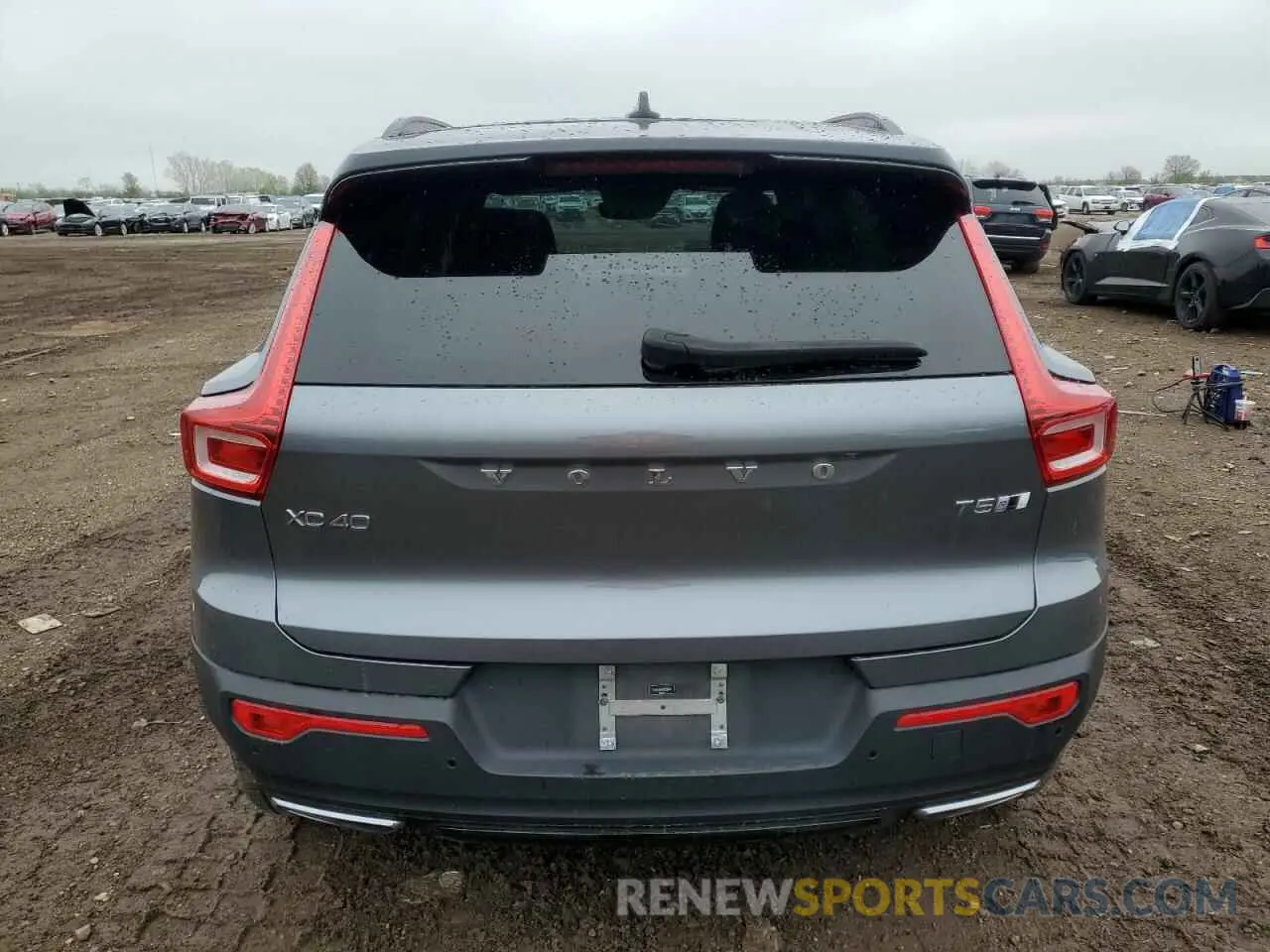 6 Photograph of a damaged car YV4162UM3K2156744 VOLVO XC40 2019
