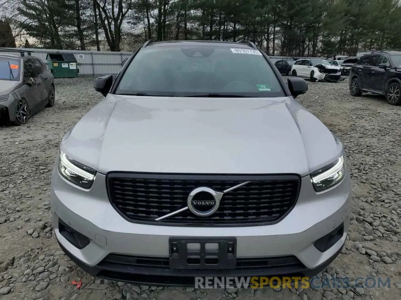 5 Photograph of a damaged car YV4162UM8K2102498 VOLVO XC40 2019
