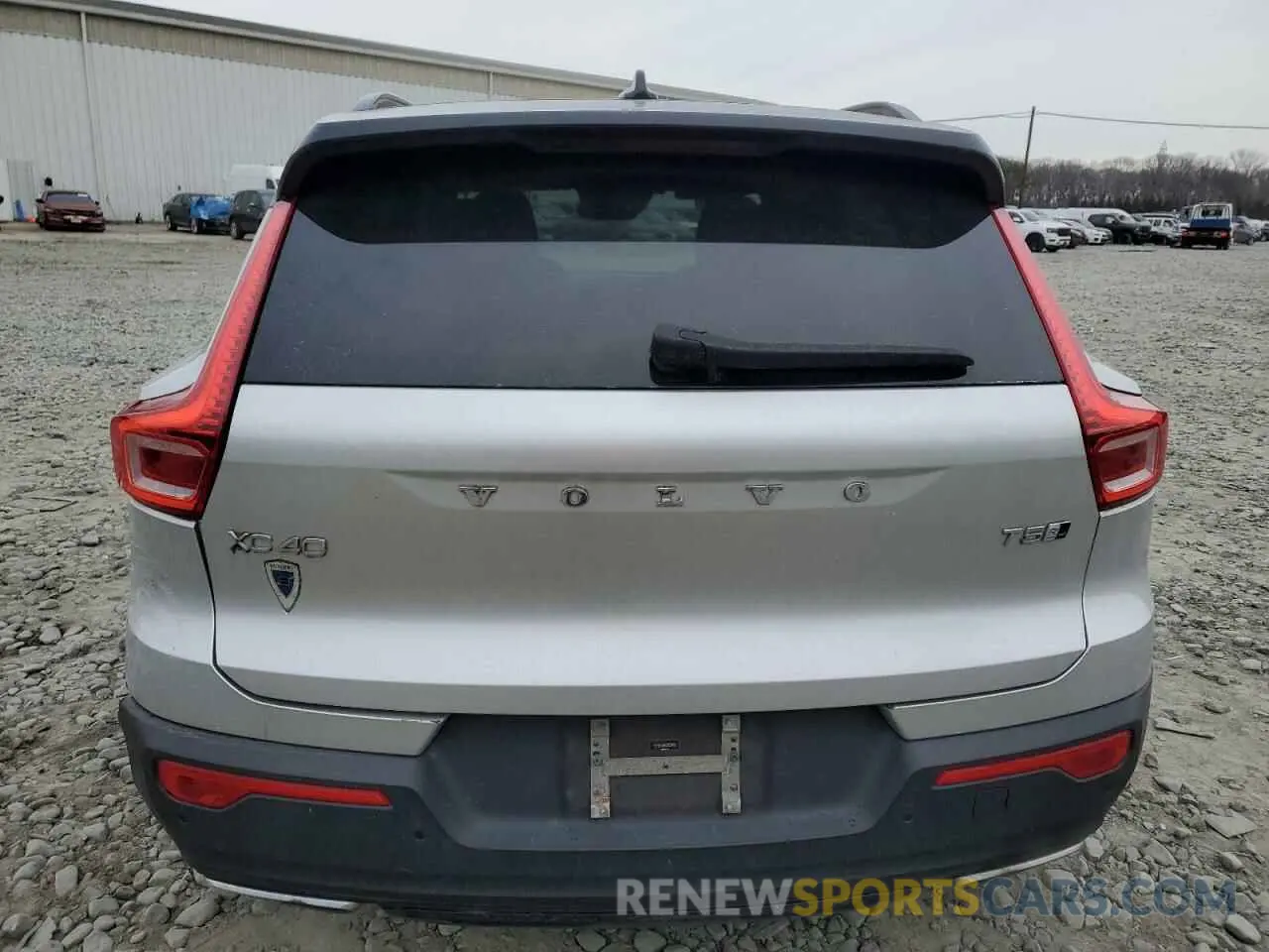 6 Photograph of a damaged car YV4162UM8K2102498 VOLVO XC40 2019