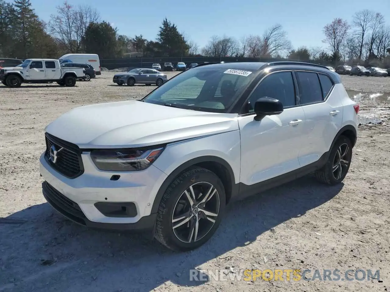 1 Photograph of a damaged car YV4162UM9K2079488 VOLVO XC40 2019