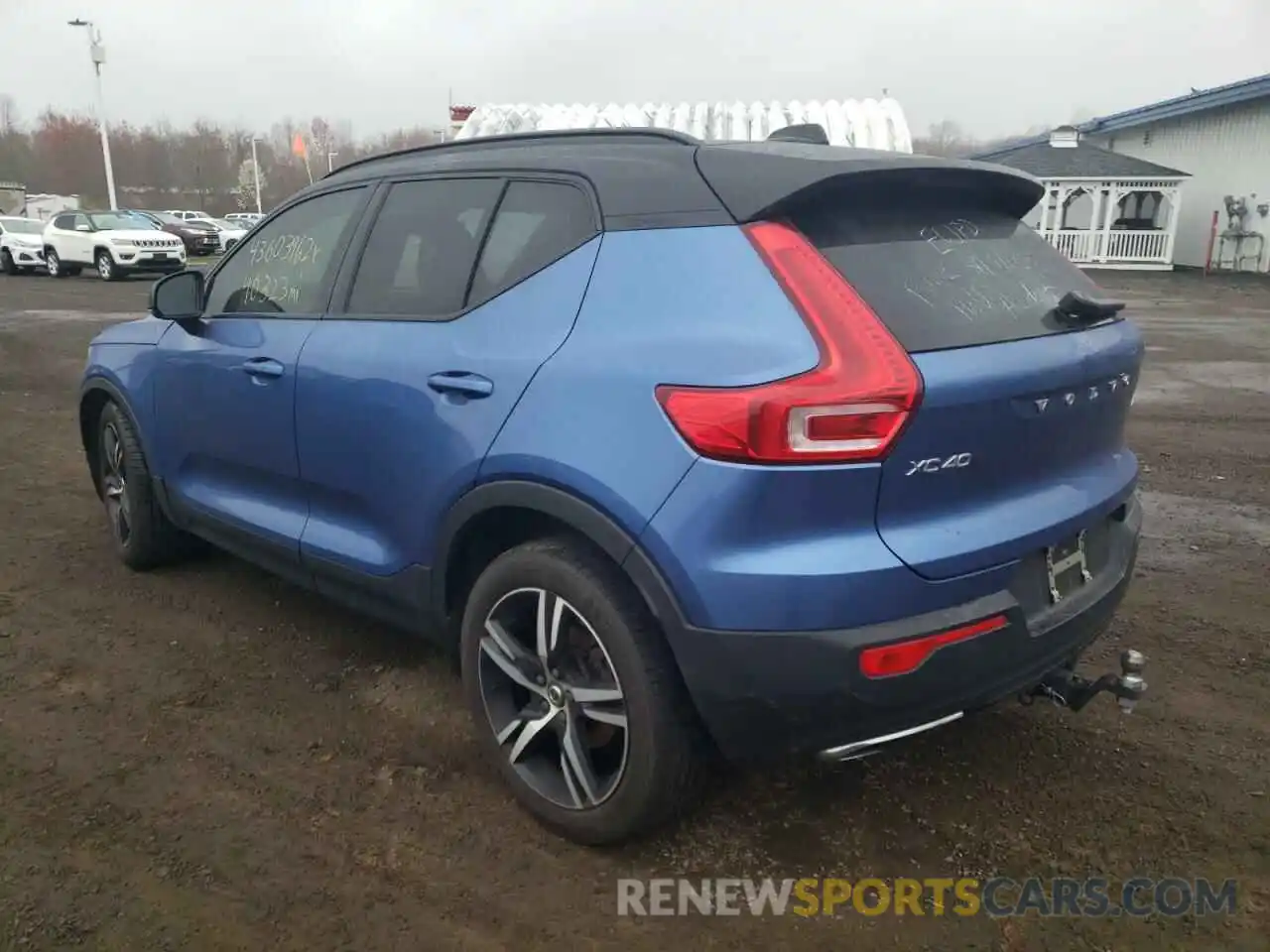 3 Photograph of a damaged car YV4162UMXK2108268 VOLVO XC40 2019