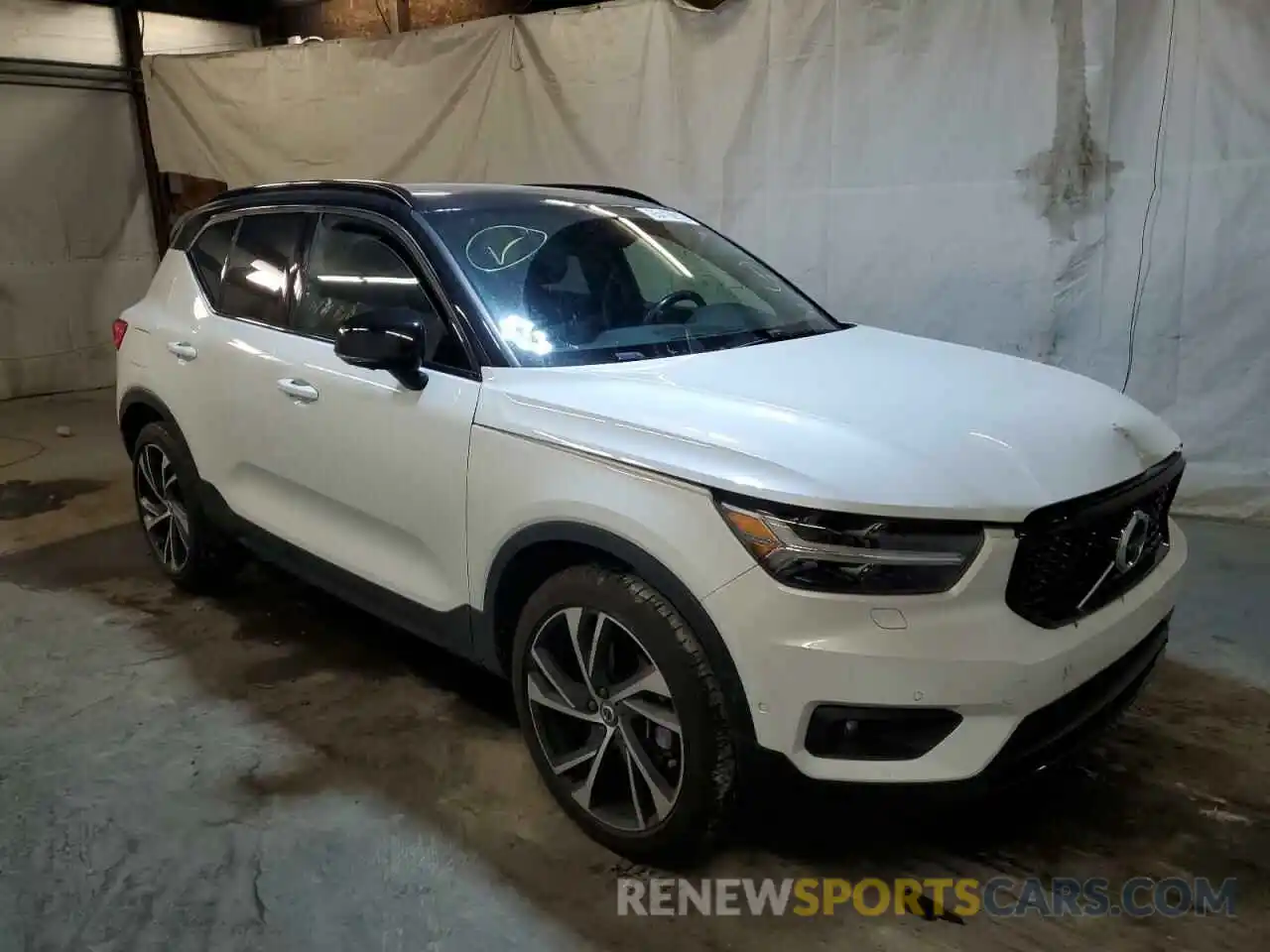 1 Photograph of a damaged car YV4162XZ0K2008848 VOLVO XC40 2019