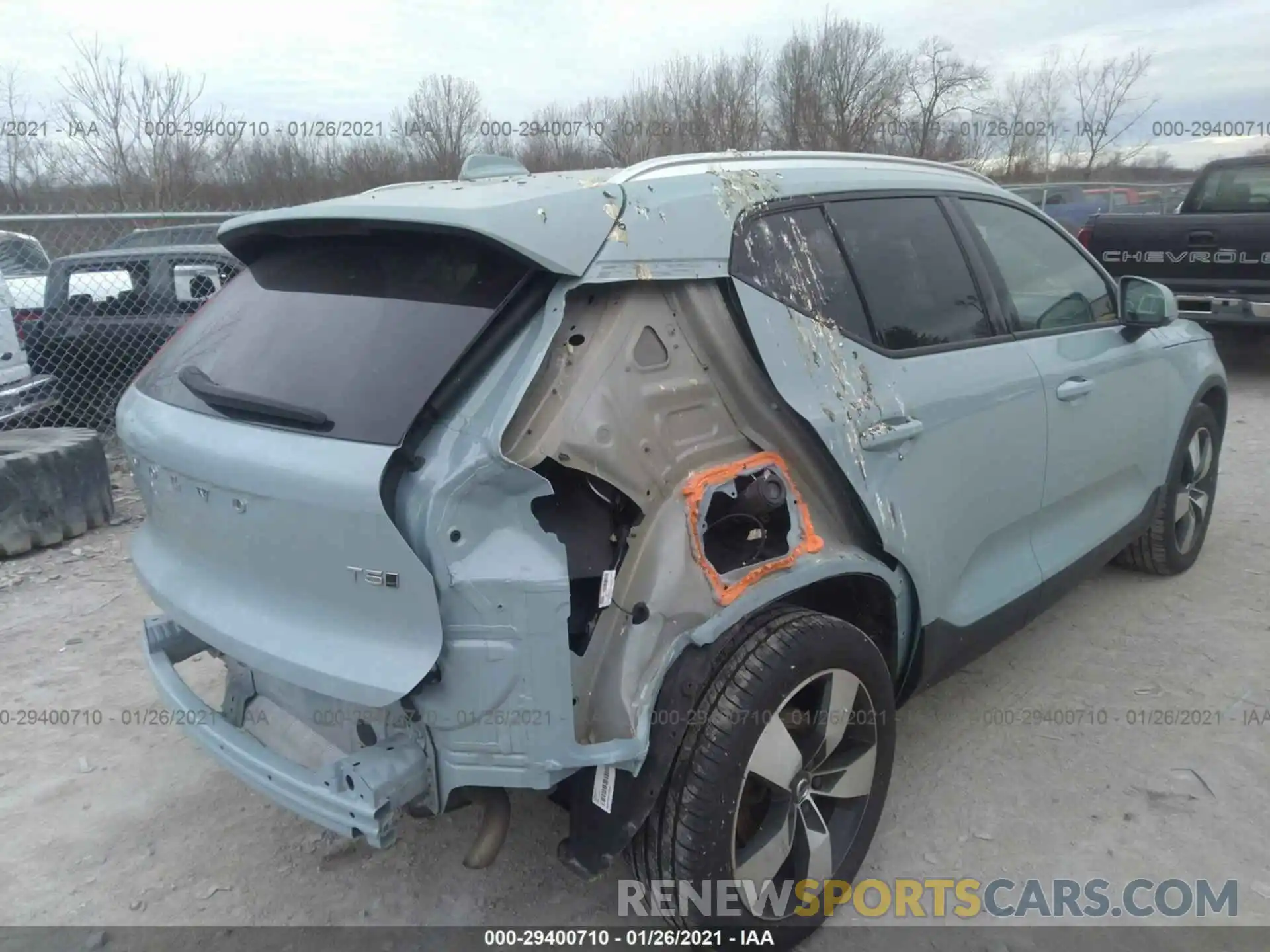 4 Photograph of a damaged car YV4162XZ0K2010745 VOLVO XC40 2019