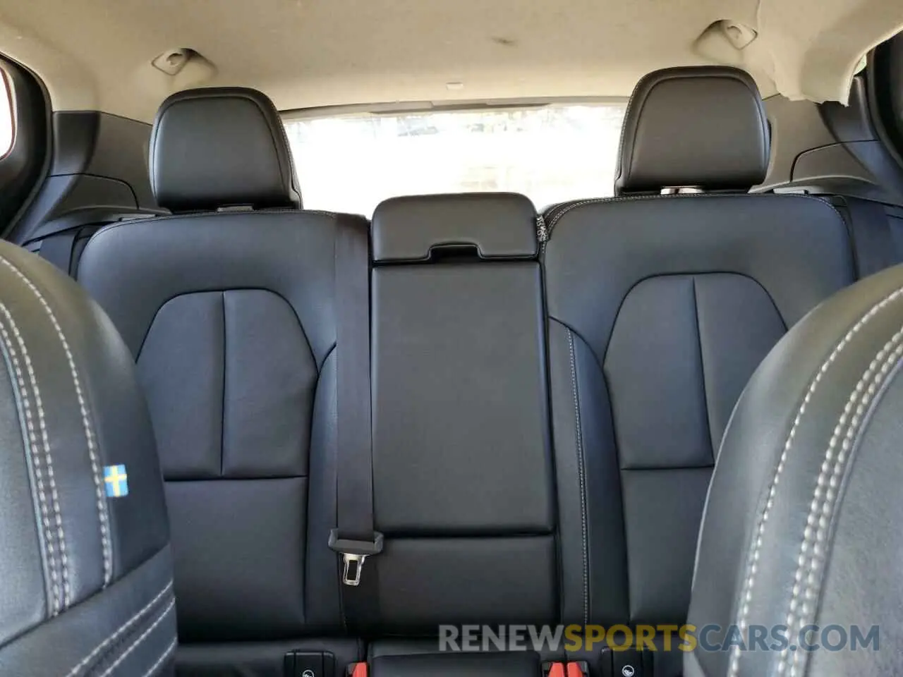 10 Photograph of a damaged car YV4162XZ0K2019316 VOLVO XC40 2019