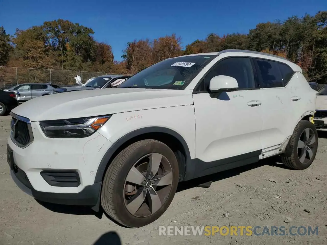 1 Photograph of a damaged car YV4162XZ2K2011475 VOLVO XC40 2019