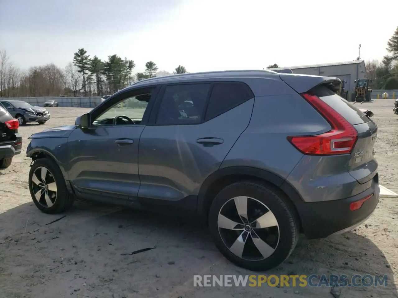 2 Photograph of a damaged car YV4162XZ3K2013056 VOLVO XC40 2019