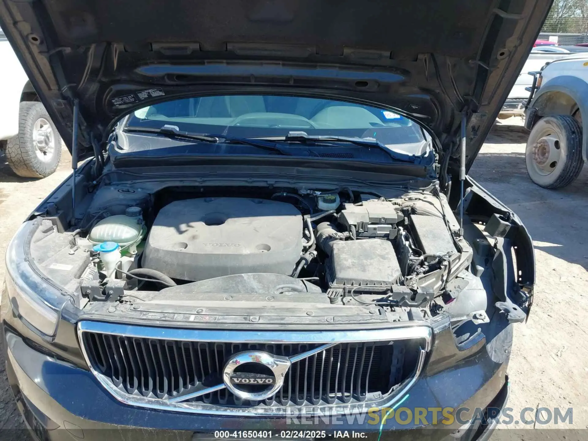10 Photograph of a damaged car YV4162XZ3K2018371 VOLVO XC40 2019