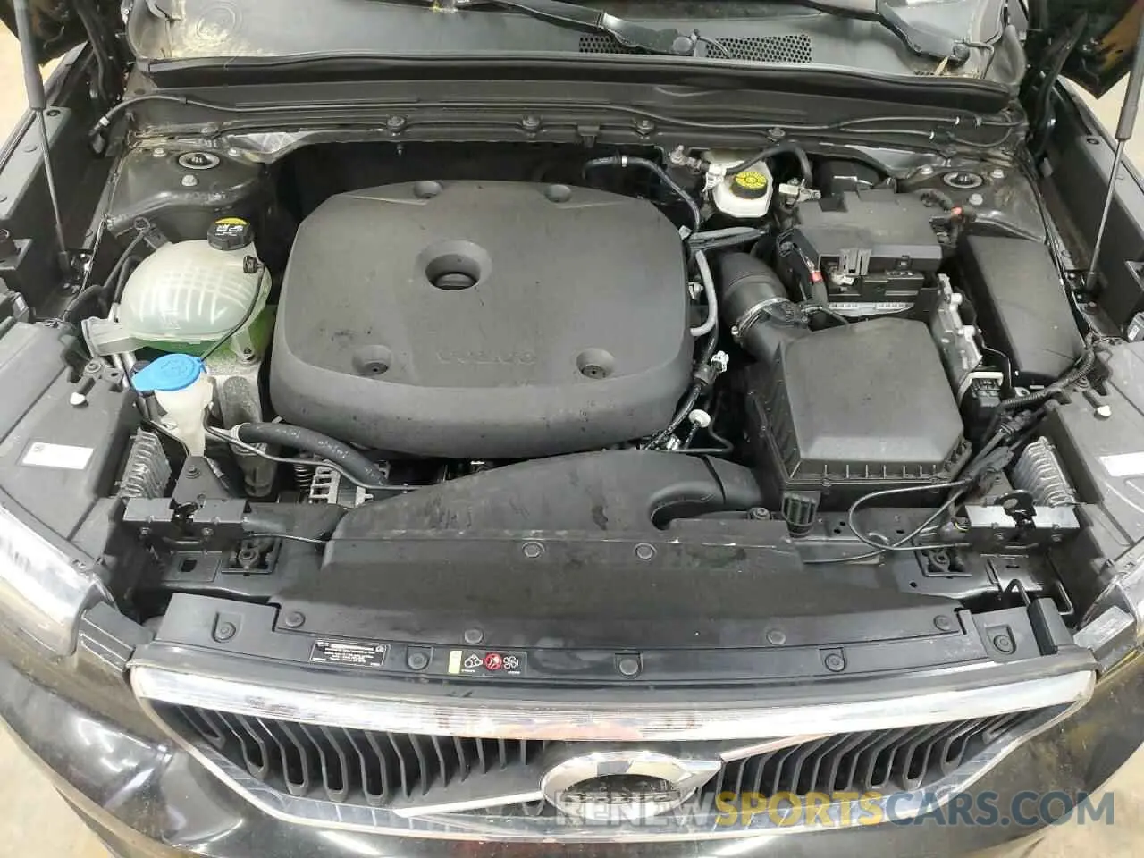 13 Photograph of a damaged car YV4162XZ7K2009012 VOLVO XC40 2019