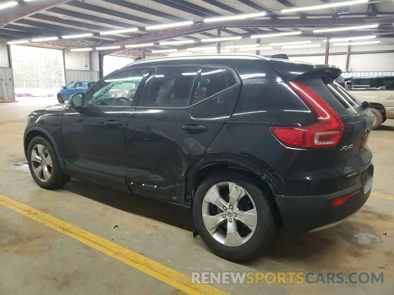 2 Photograph of a damaged car YV4162XZ7K2009012 VOLVO XC40 2019