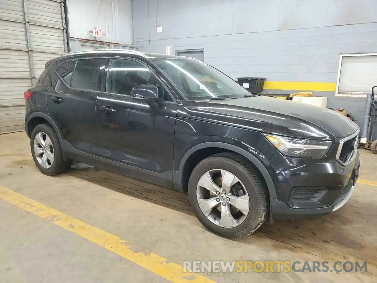4 Photograph of a damaged car YV4162XZ7K2009012 VOLVO XC40 2019