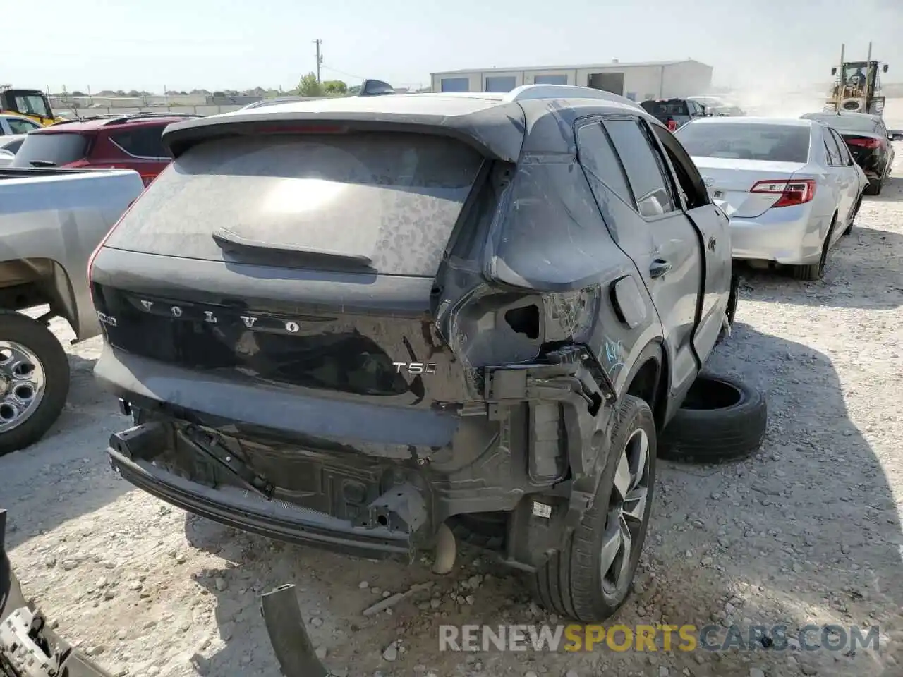 4 Photograph of a damaged car YV4162XZ7K2019524 VOLVO XC40 2019