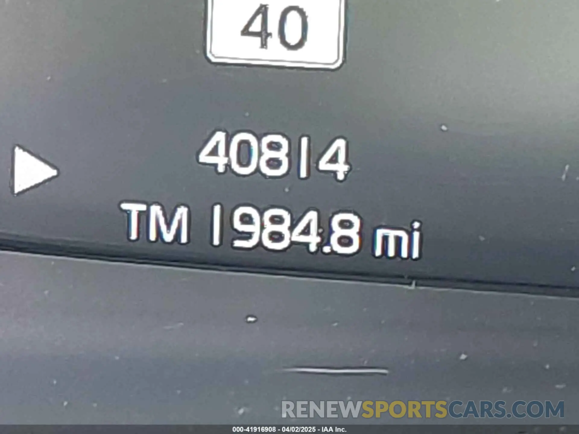 15 Photograph of a damaged car YV4162XZ8K2004420 VOLVO XC40 2019