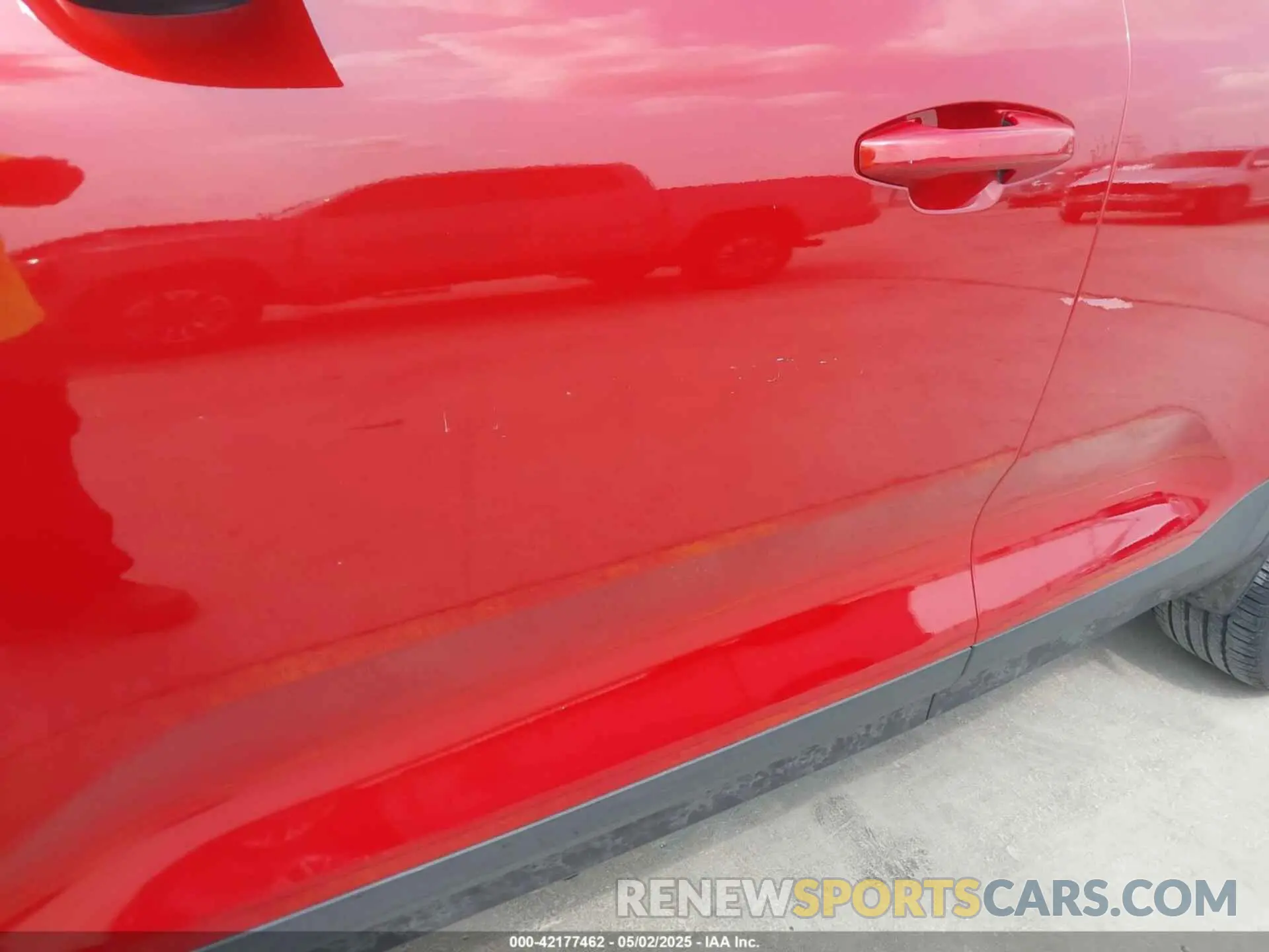 19 Photograph of a damaged car YV4162XZ8K2004854 VOLVO XC40 2019