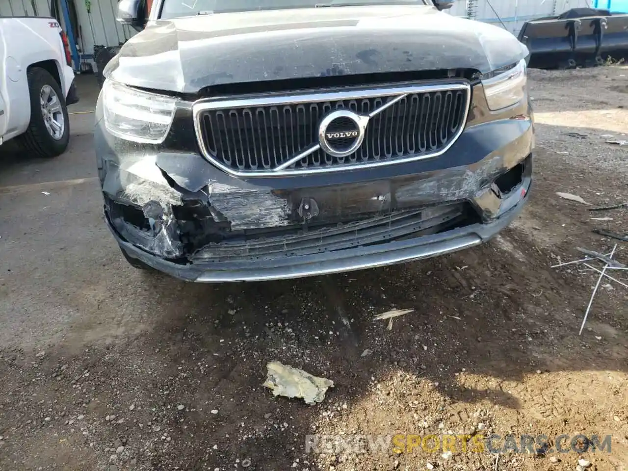 9 Photograph of a damaged car YV4AC2HK3K2075888 VOLVO XC40 2019