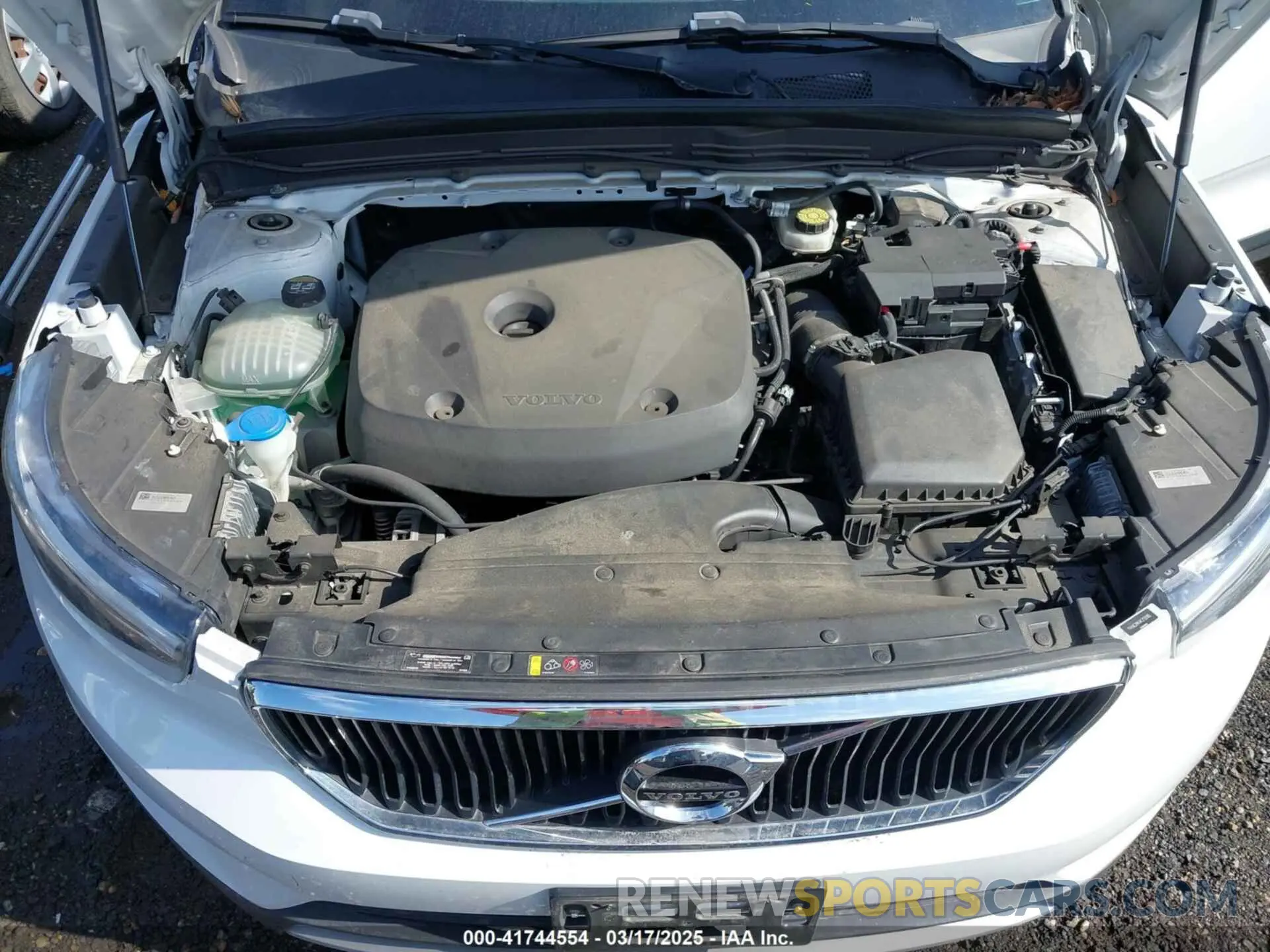 10 Photograph of a damaged car YV4AC2HK4K2130185 VOLVO XC40 2019