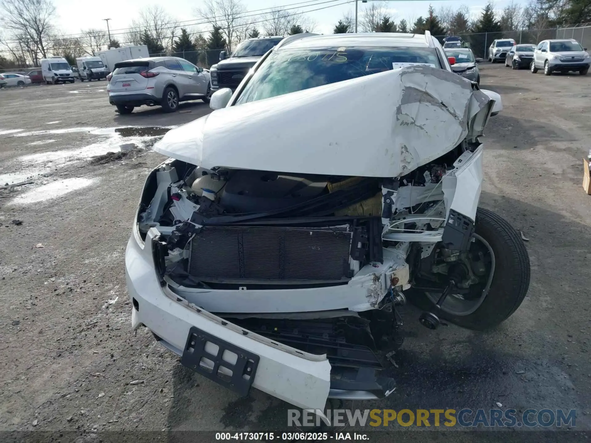 12 Photograph of a damaged car YV4AC2HK6K2108348 VOLVO XC40 2019