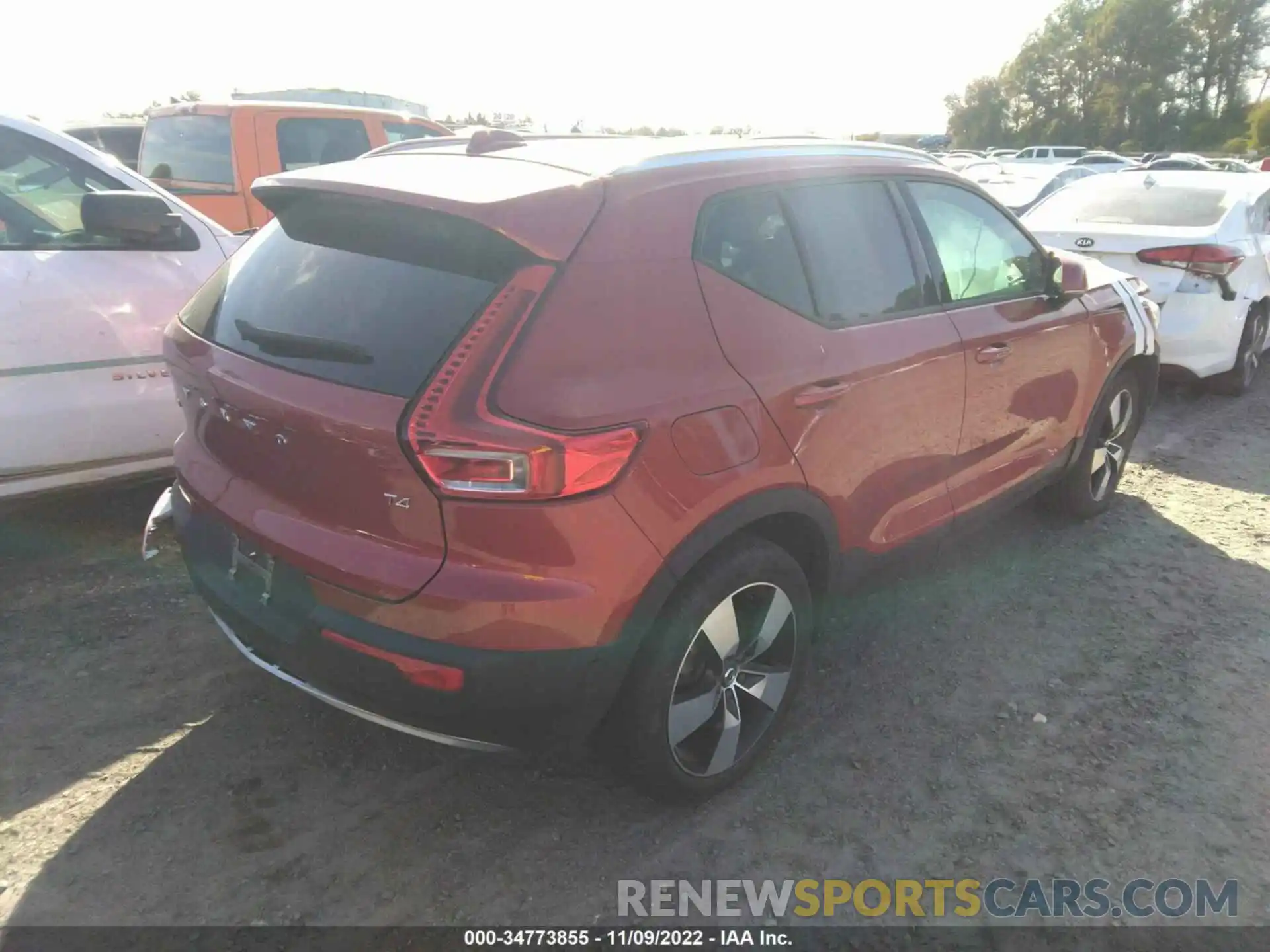 4 Photograph of a damaged car YV4AC2HK7K2049102 VOLVO XC40 2019