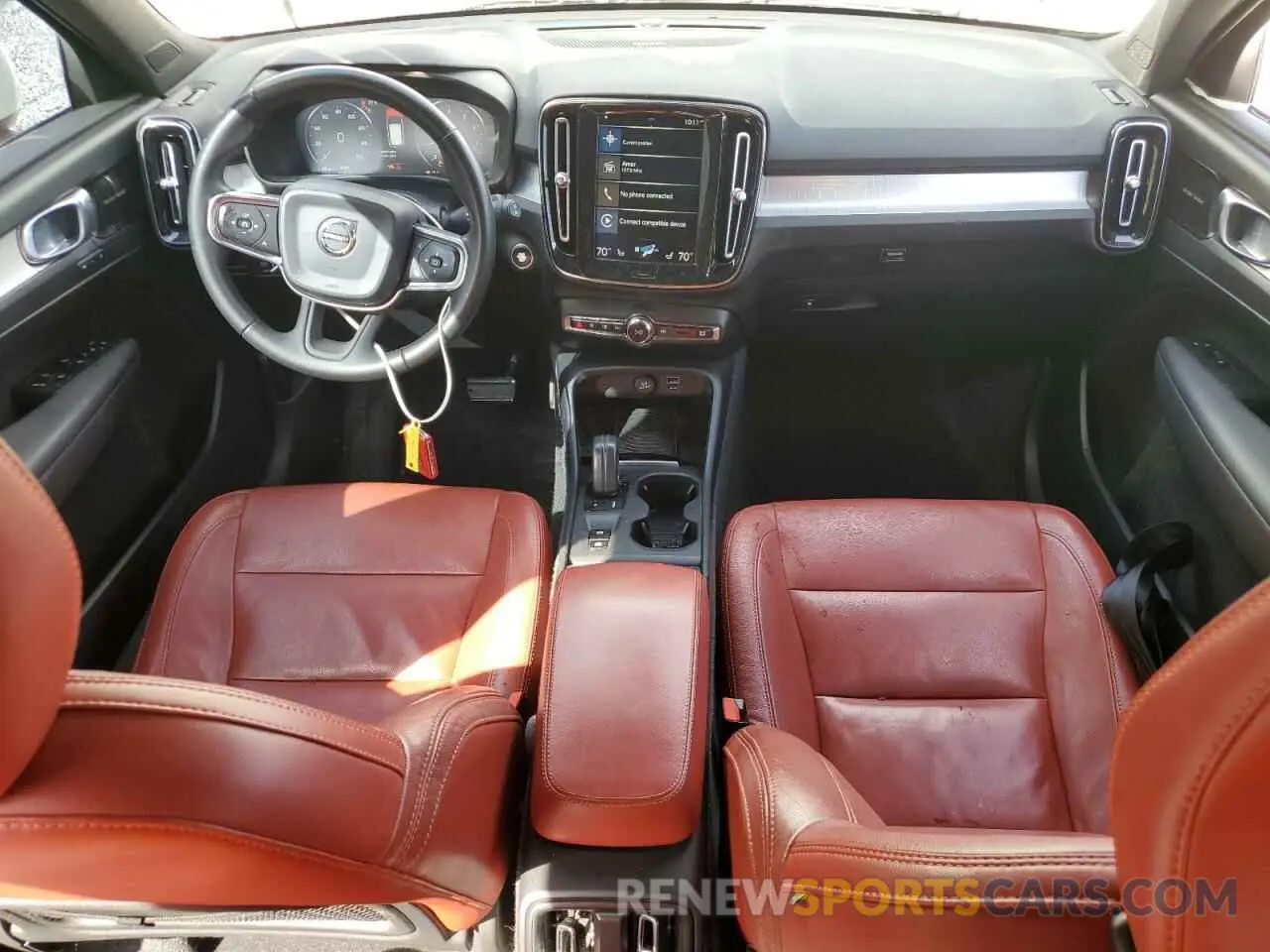 8 Photograph of a damaged car YV4AC2HK8K2072999 VOLVO XC40 2019