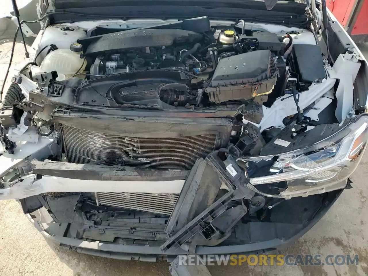 12 Photograph of a damaged car YV4AC2HM2K2108414 VOLVO XC40 2019