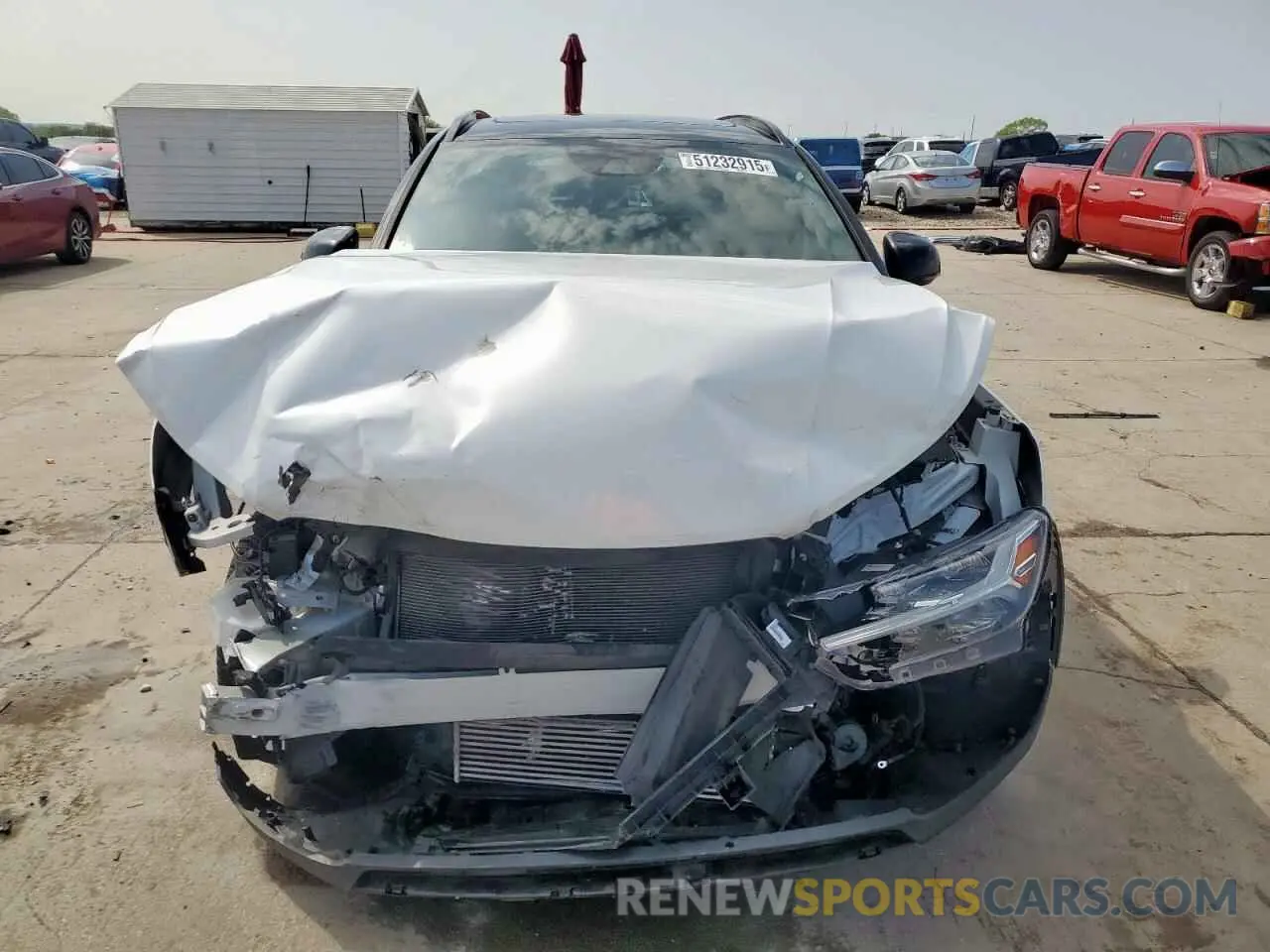 5 Photograph of a damaged car YV4AC2HM2K2108414 VOLVO XC40 2019