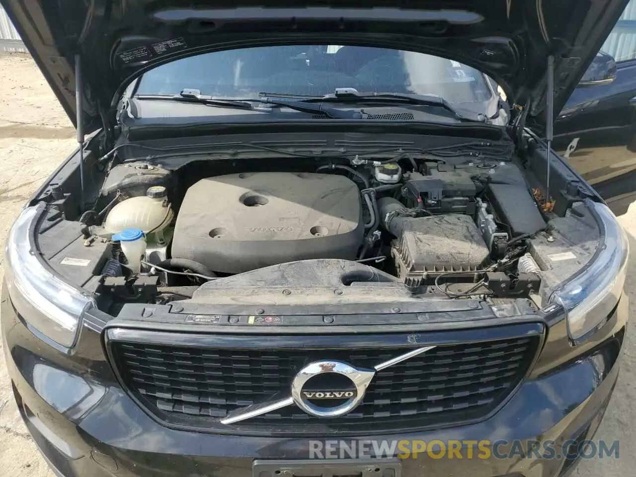 12 Photograph of a damaged car YV4AC2HM5K2045504 VOLVO XC40 2019