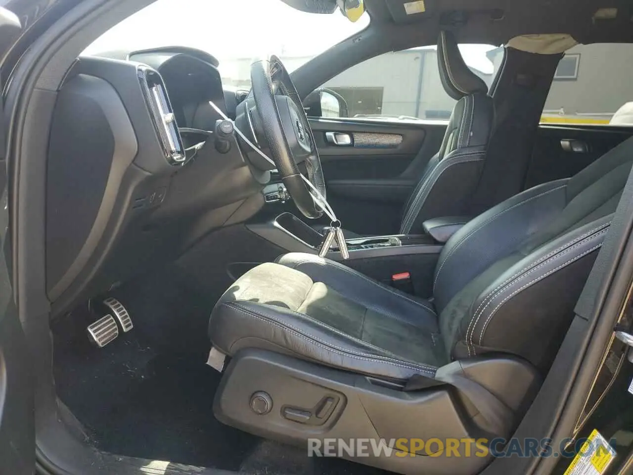 7 Photograph of a damaged car YV4AC2HM5K2045504 VOLVO XC40 2019