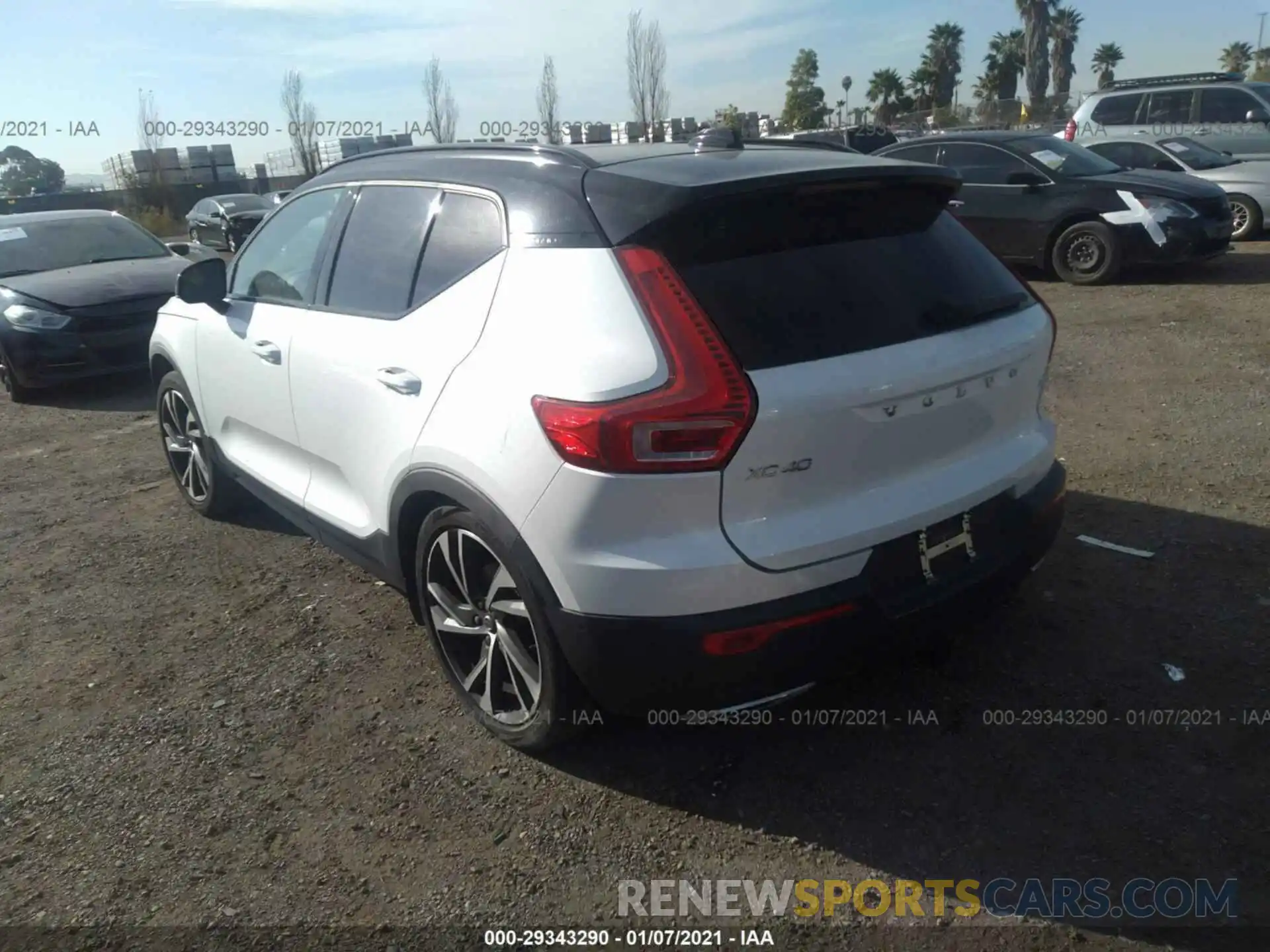 3 Photograph of a damaged car YV4AC2HM5K2057135 VOLVO XC40 2019