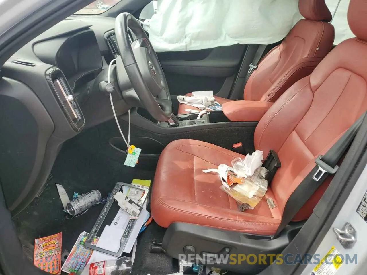 7 Photograph of a damaged car YV4162UK5L2345833 VOLVO XC40 2020