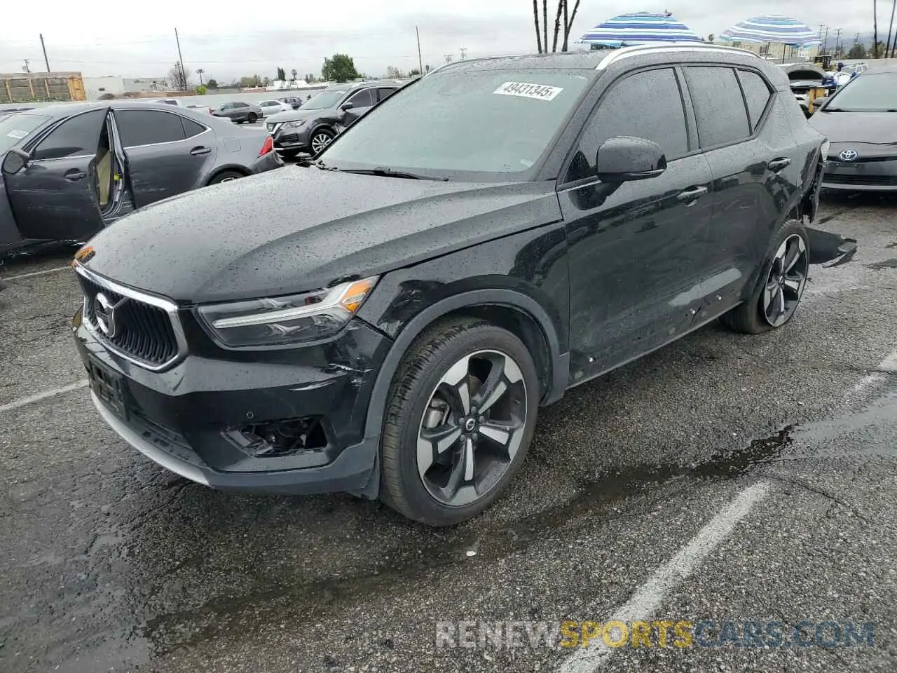 1 Photograph of a damaged car YV4162UK6L2275372 VOLVO XC40 2020