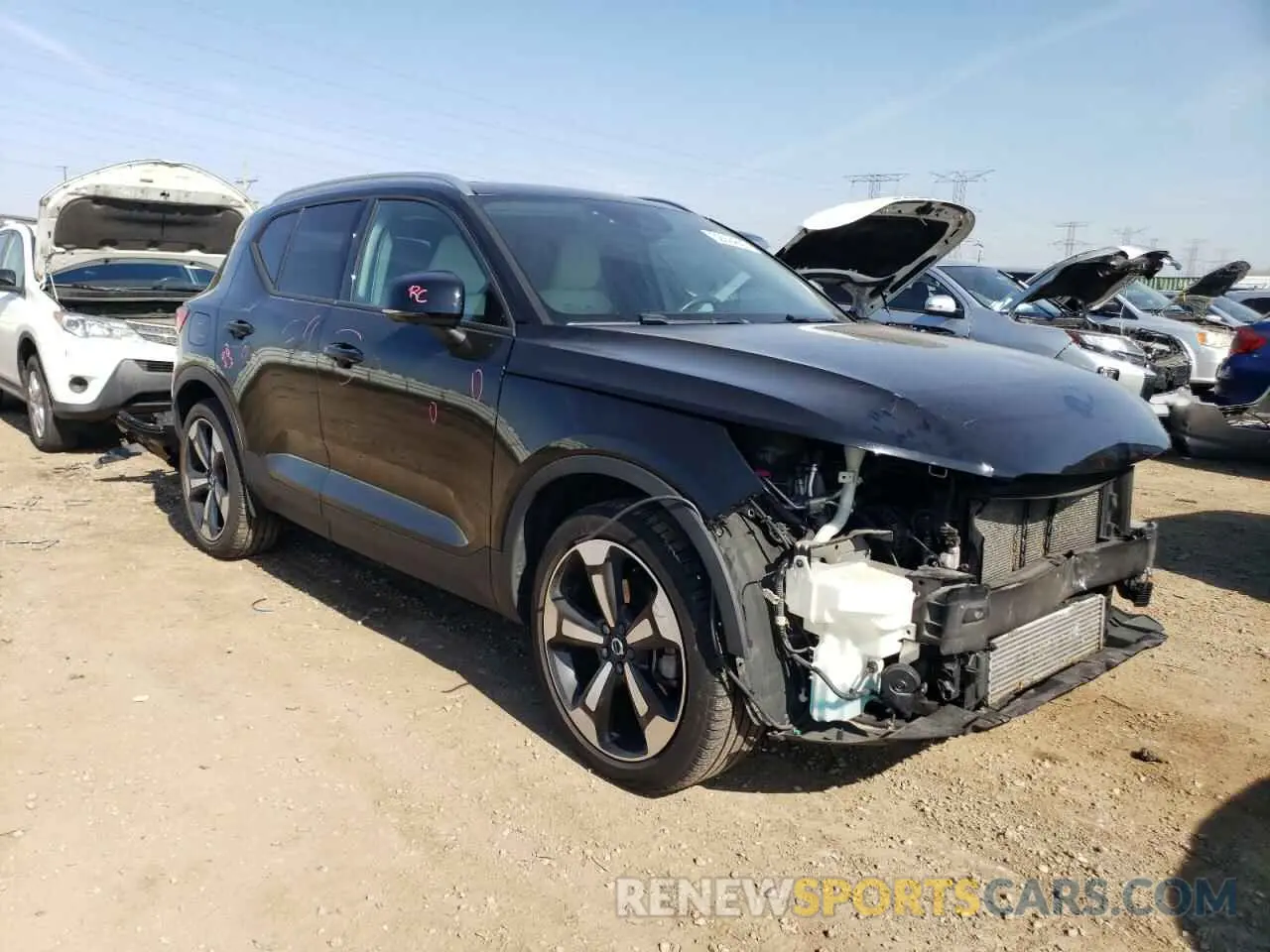 4 Photograph of a damaged car YV4162UK7L2287983 VOLVO XC40 2020