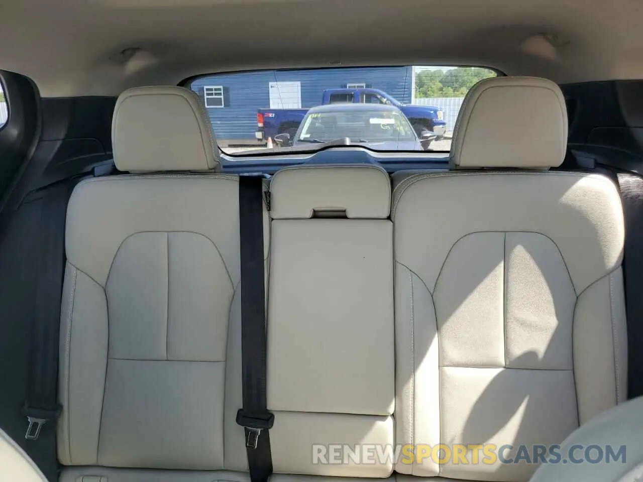 10 Photograph of a damaged car YV4162UL1L2320498 VOLVO XC40 2020