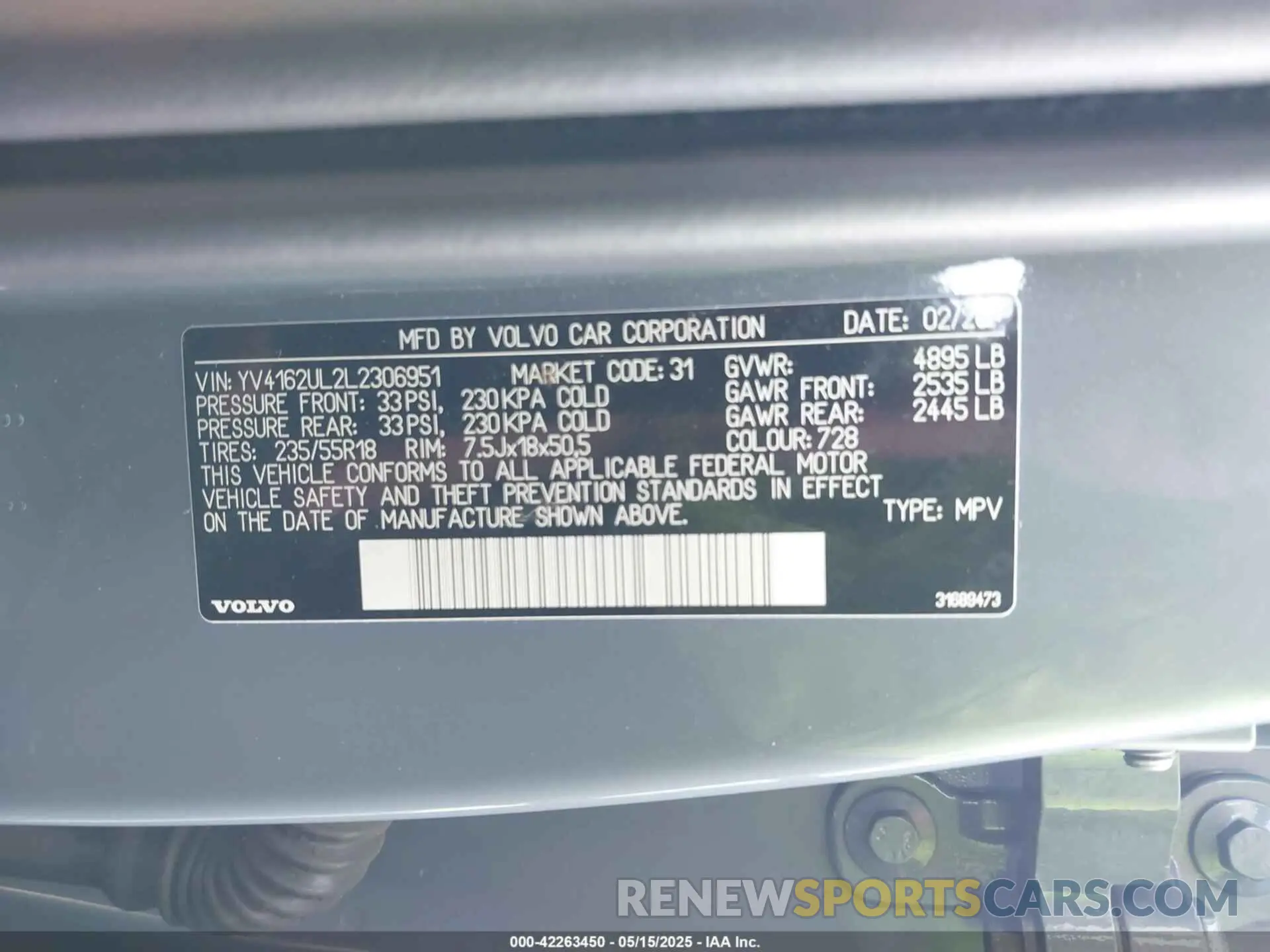 9 Photograph of a damaged car YV4162UL2L2306951 VOLVO XC40 2020