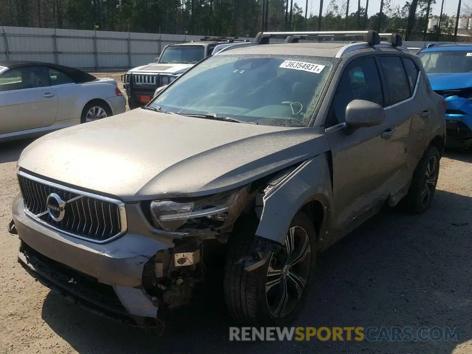 2 Photograph of a damaged car YV4162UL6L2301252 VOLVO XC40 2020