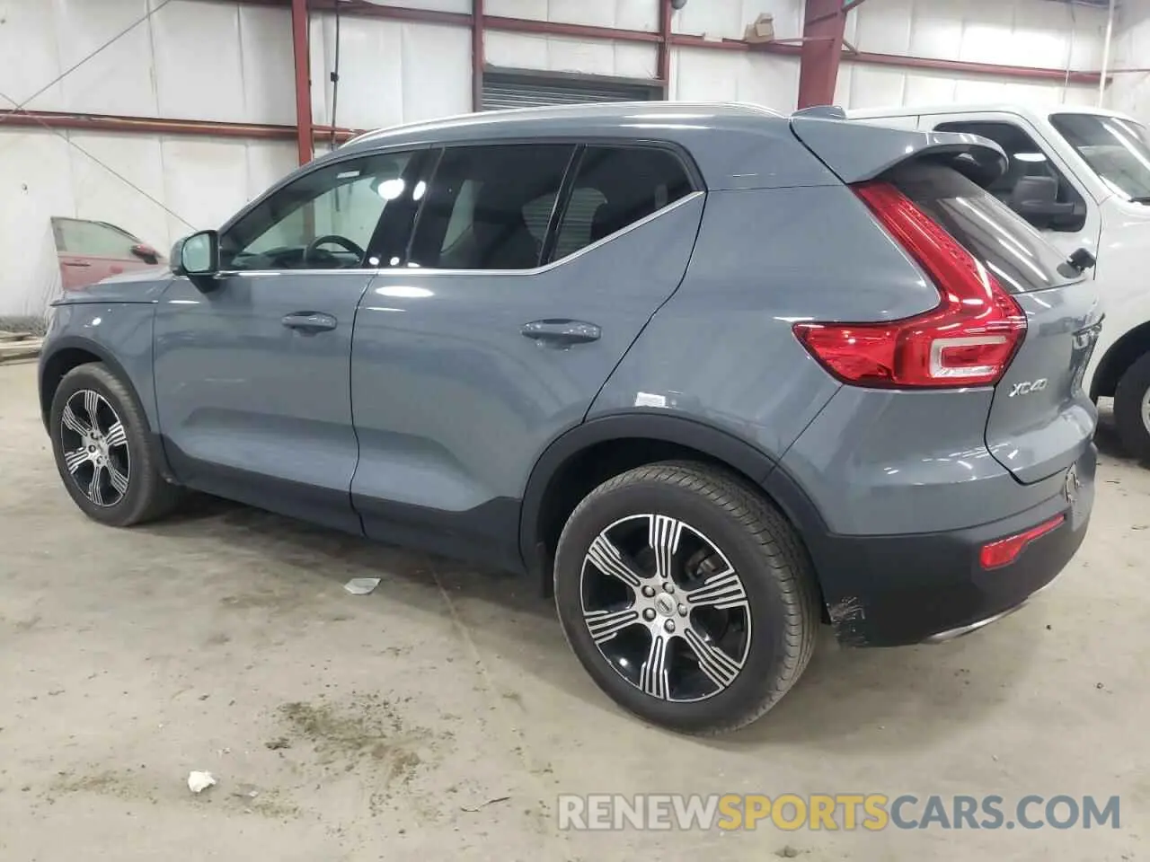 2 Photograph of a damaged car YV4162UL7L2293906 VOLVO XC40 2020