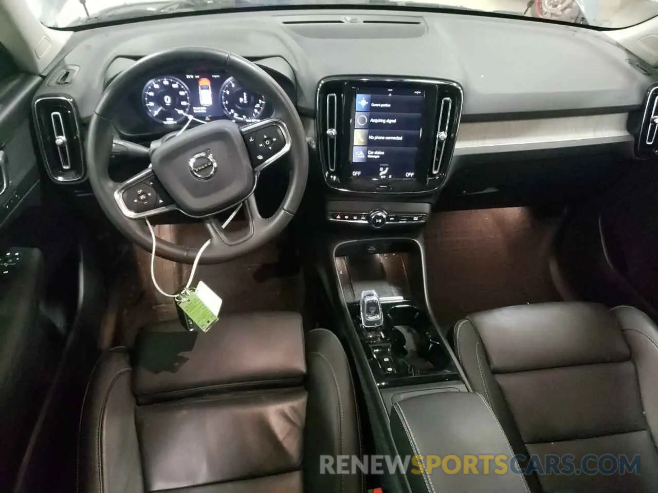 8 Photograph of a damaged car YV4162UL7L2293906 VOLVO XC40 2020