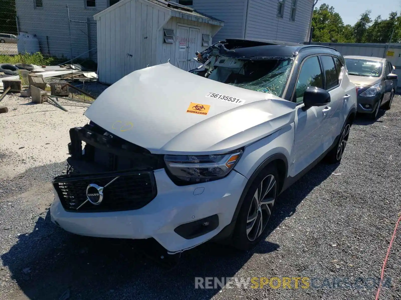 2 Photograph of a damaged car YV4162UM0L2347717 VOLVO XC40 2020