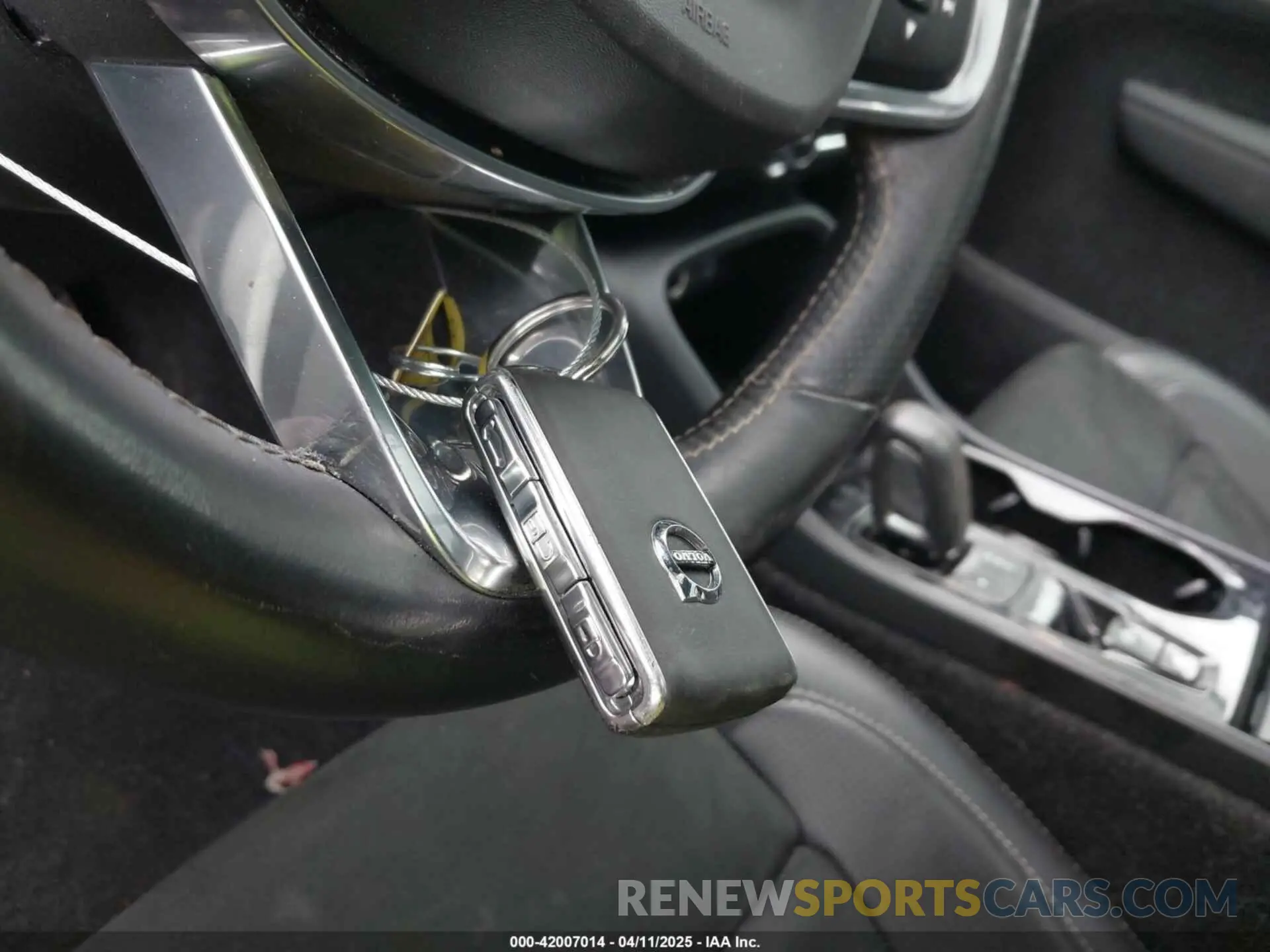 11 Photograph of a damaged car YV4162UM1L2337682 VOLVO XC40 2020
