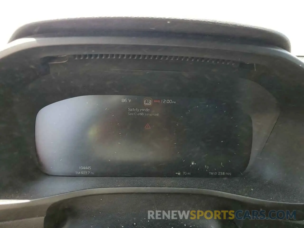 9 Photograph of a damaged car YV4162UM8L2190096 VOLVO XC40 2020